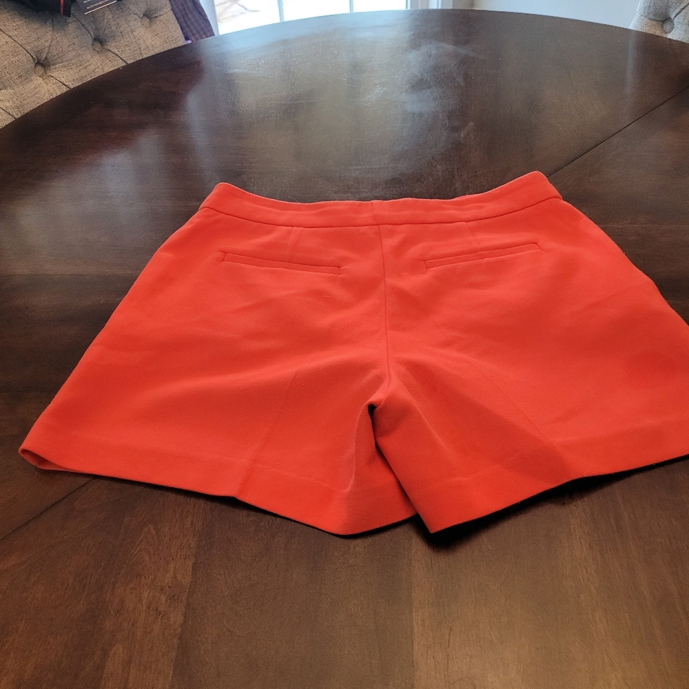 Trina Turk Women's Red High-Waist Tailored Shorts. Size 2 - Picture 3 of 11